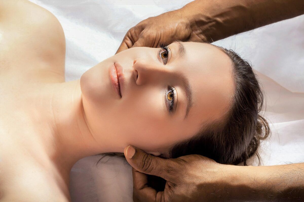 head massage, ayurveda, relaxation, wellness, health, feel good, massage, balance, therapy, nature, face, hands, zen, ayurveda, ayurveda, ayurveda, ayurveda, ayurveda, therapy-3530560.jpg